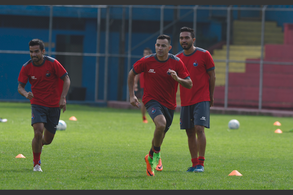 Marco Pablo Pappa y Carlos Kamiani Félix están fuera de Municipal. (Foto: Soy502)