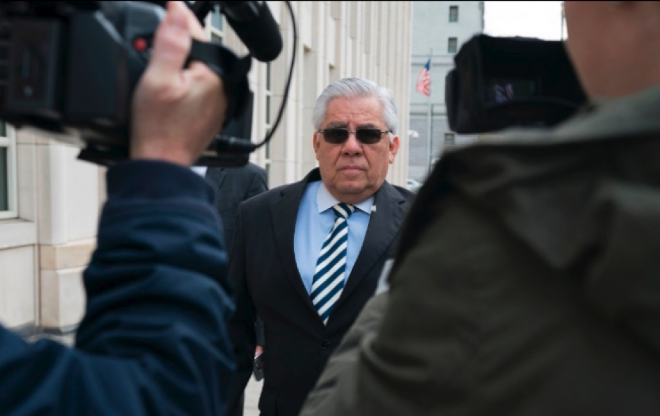 El exdirigente guatemalteco Héctor Trujillo fue suspendido de por vida del fútbol mundial. (Foto: CNN)