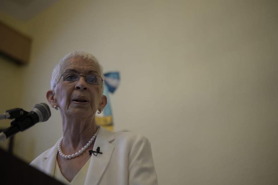 Adela Camacho de Torrebiarte present&oacute; su renuncia a la Comisi&oacute;n de la Reforma Policial. (Foto: Wilder L&oacute;pez/Soy502)&nbsp;