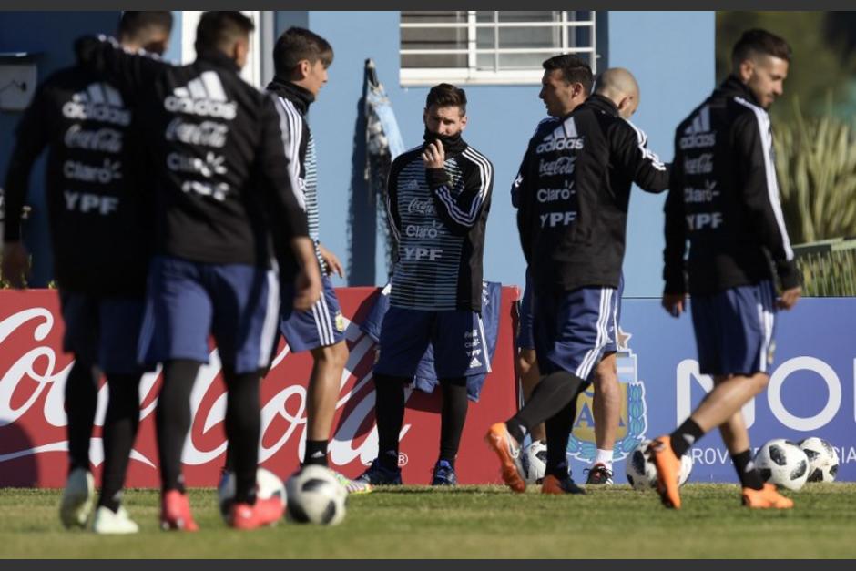 Lionel Messi no perdi&oacute; el tiempo y ya se sum&oacute; a los trabajos de Argentina de cara a Rusia 2018. (Foto: Juan Mabromata/AFP)