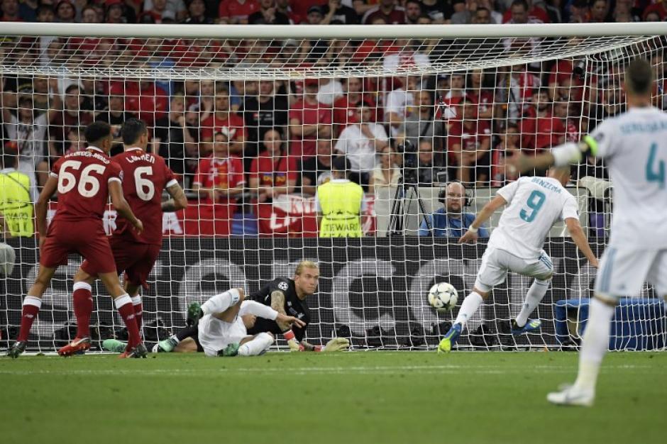 Karin Benzema marc&oacute; el gol en fuera de lugar y el gol fue anulado. (Foto: AFP)