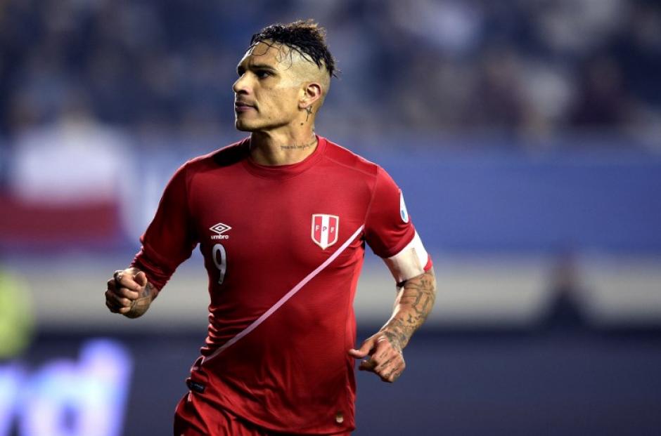 Paolo Guerrero aportará su experiencia y goles en el Mundial de Rusia 2018. (Foto: AFP)