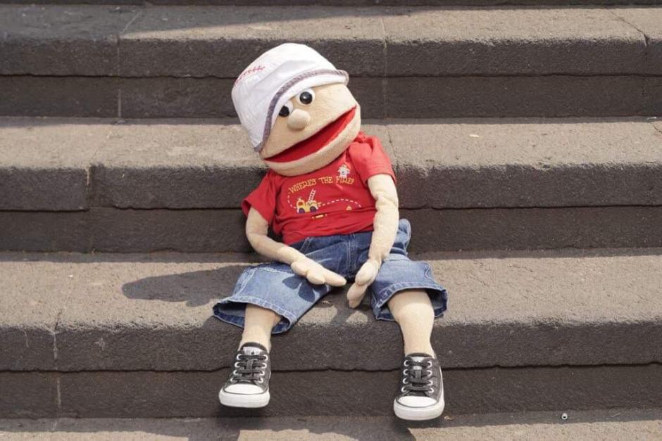 Chezz es un títere que lleva con su dueño, El Tío Abner, 24 años de actuación. (Foto: Cortesía Abner Chávez)