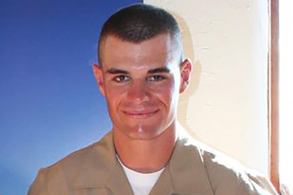 El exmarine, de 28 a&ntilde;os, es sospechoso de matar a 12 personas en un bar a las afueras de Los &Aacute;ngeles. (Foto: TMZ.com)