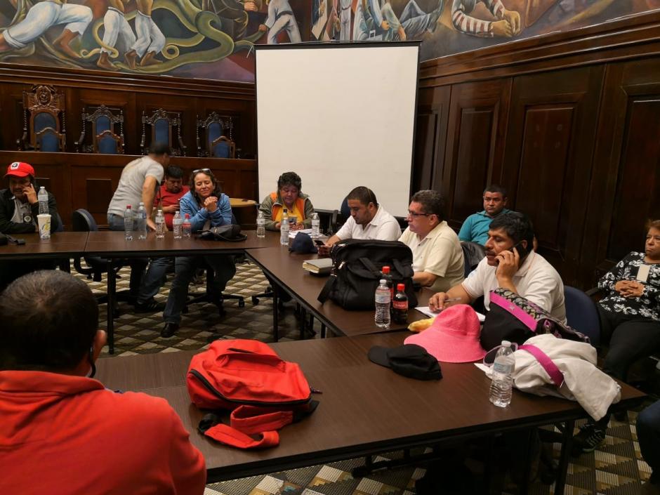 Los sindicalistas exigen un aumento al presupuesto del Ministerio de Educaci&oacute;n. (Foto: Jos&eacute; Miguel Casta&ntilde;eda/Soy502)