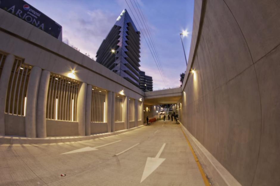 Con este paso a desnivel se busca descongestionar el tráfico en el sector. (Foto: Archivo/Soy502)