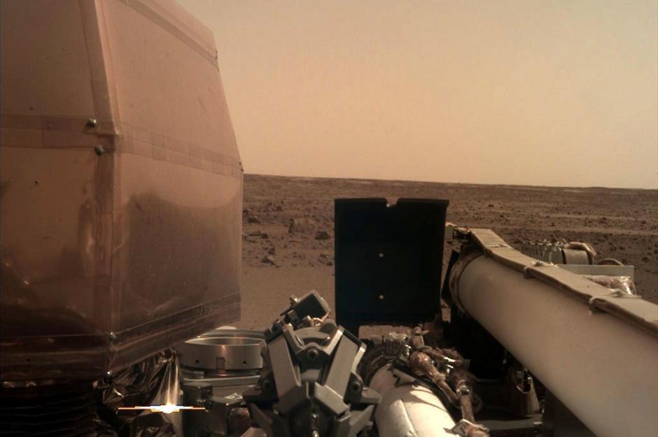 El artefacto ha empezado a emitir sus primeras im&aacute;genes desde Marte. (Foto: NASA)