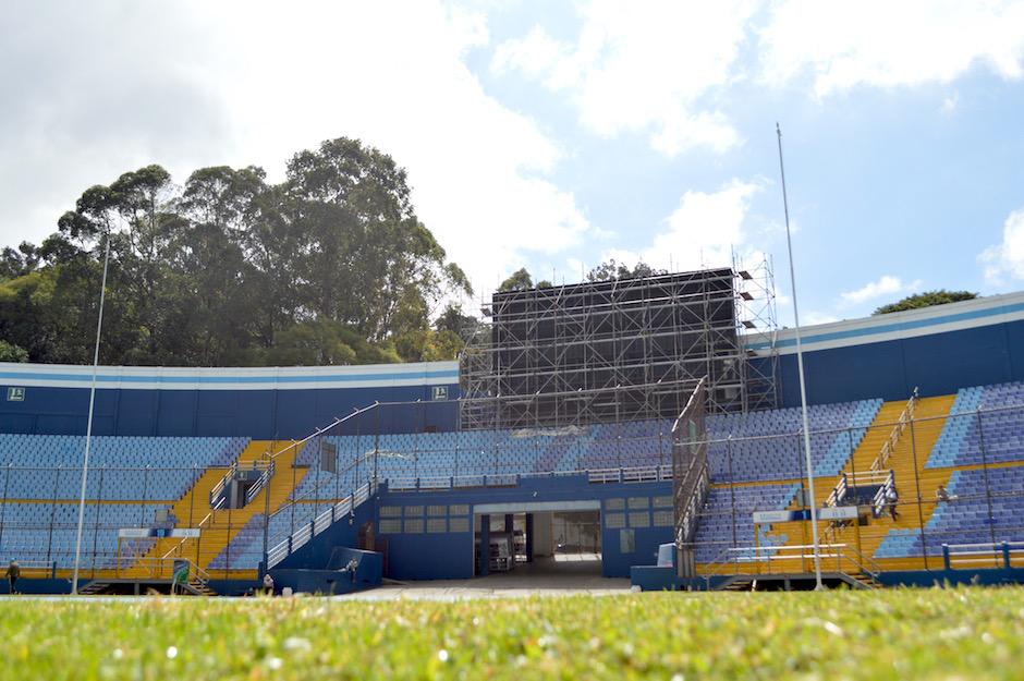 El antiguo marcador del estadio Nacional fue removido. (Foto: Rudy Martínez/Soy502)