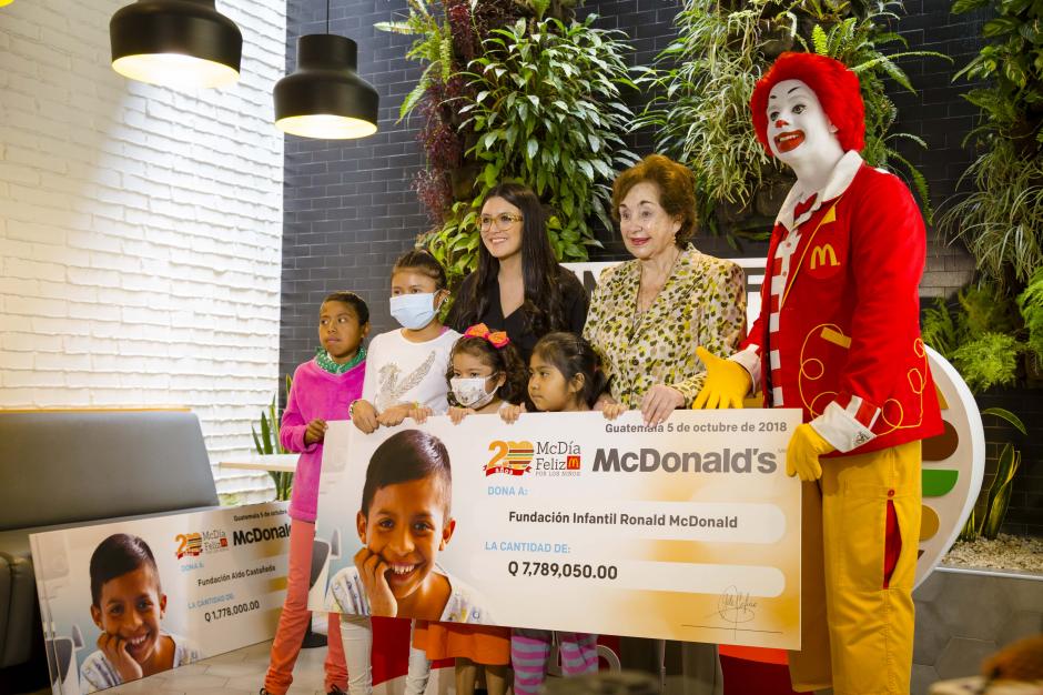 La suma mayor fue entregada a la Fundaci&oacute;n Infantil Ronald McDonald. (Foto: George Rojas/Soy502)