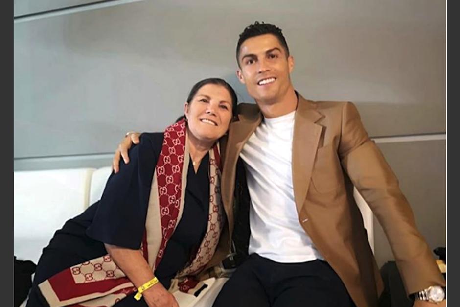 Maria Dolores dos Santos Aveiro y su hijo, Cristiano Ronaldo. (Foto: Instagram)