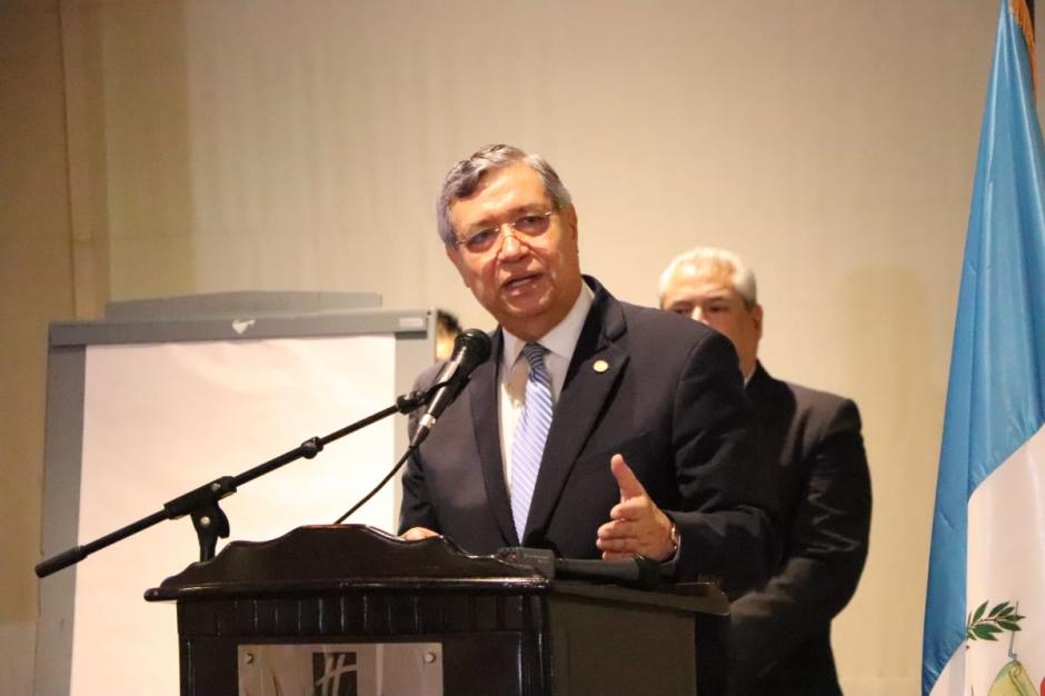 El vicepresidente Jafeth Cabrera estuvo en la inauguraci&oacute;n del primer Congreso de Facultades de Medicina de Guatemala. (Foto: Vicepresidencia)