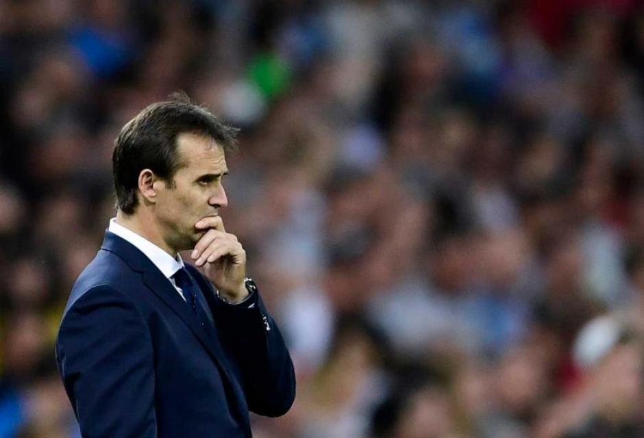 Julen Lopetegui podría salir del Real Madrid si pierde el Clásico. (Foto: AFP)