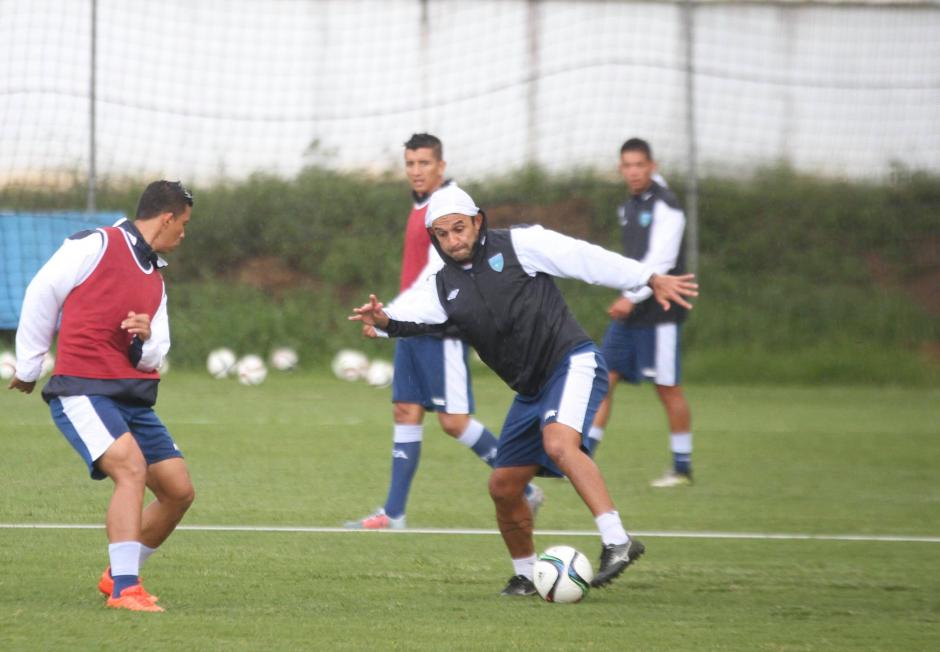 Jose Manuel el "Moyo" Contreras se uni&oacute; a los entrenamientos. (Foto: Luis Barrios/Soy502)