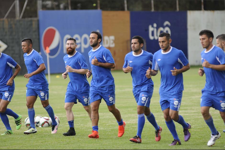 Paulo Cesar Motta, Jean M&aacute;rquez y Jos&eacute; Contreras son los tres capitanes de la Selecci&oacute;n nacional de f&uacute;tbol de Guatemala.  (Foto: Soy502)