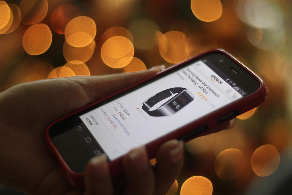 Los ministros, viceministros, secretarios y otros funcionarios no podrán realizar gastos considerados superfluos, entre ellos el pago del teléfono celular. (Foto: Archivo/Soy502)