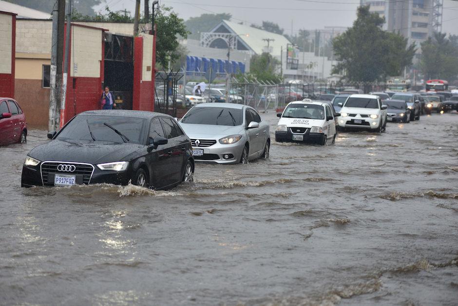 Seg&uacute;n las autoridades, las lluvias continuar&aacute;n durante la noche de este s&aacute;bado. (Foto: Archivo/Soy502)