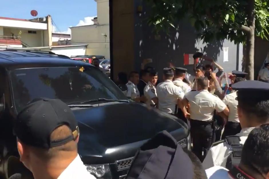 La sesi&oacute;n de este martes fue suspendida por temor a las manifestaciones. (Foto: Jos&eacute; Miguel Casta&ntilde;eda/Soy502)