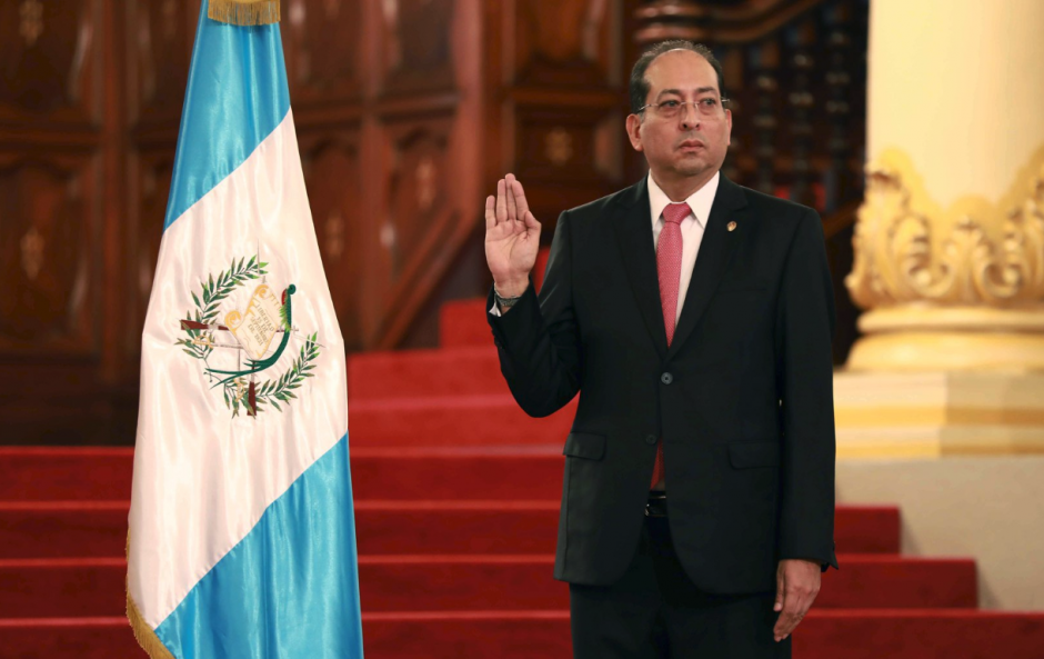 Recinos estaba en el cargo de presidente interino desde 2015. (Foto: Gobierno)