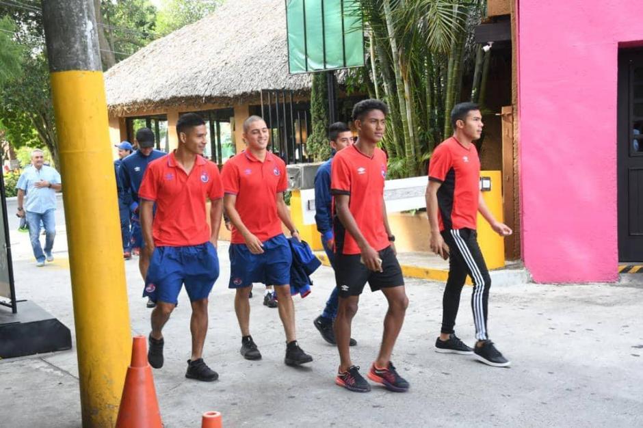 Los directivos de Municipal convocaron a los jugadores de una categoría inferior para realizar el partido de este fin de semana. (Foto: Orlando Chile/Nuestro Diario)