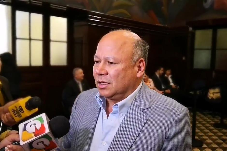 El diputado Fidel Reyes Lee opinó que tiene dudas sobre el delito por el cual señalan al presidente Jimmy Morales. (Foto: José Miguel Castañeda/Soy502)