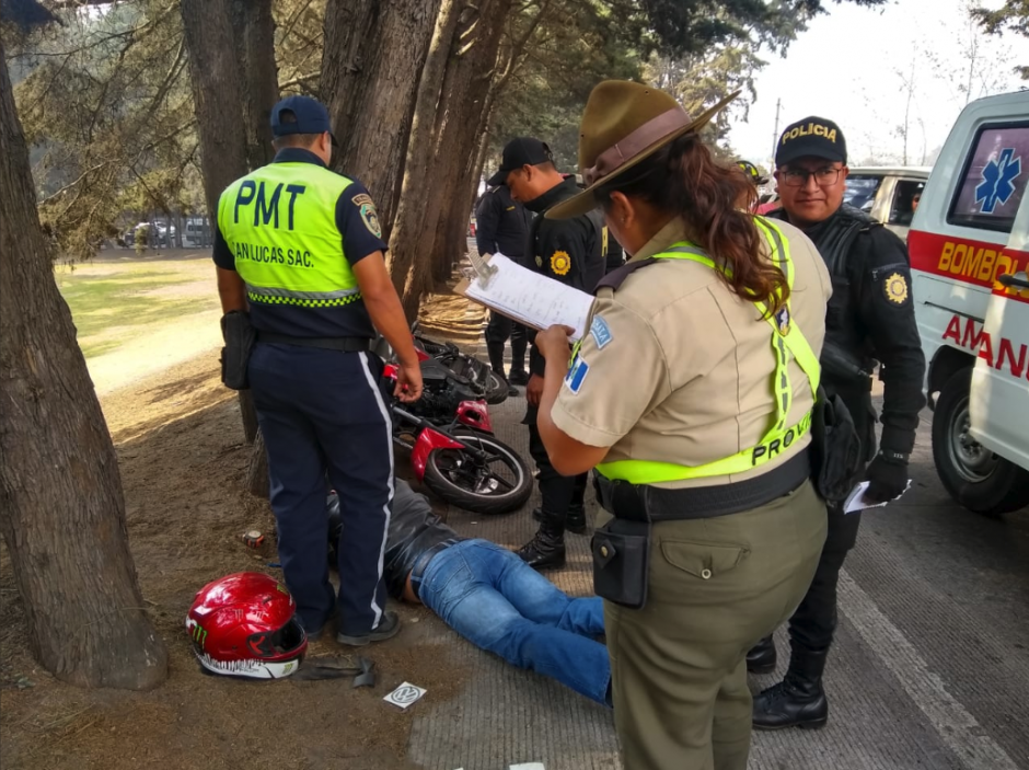 Un operativo para identificar a una red de extorsionistas sali&oacute; mal y dos polic&iacute;as est&aacute;n heridos. (Foto: Stereo100Noticias)