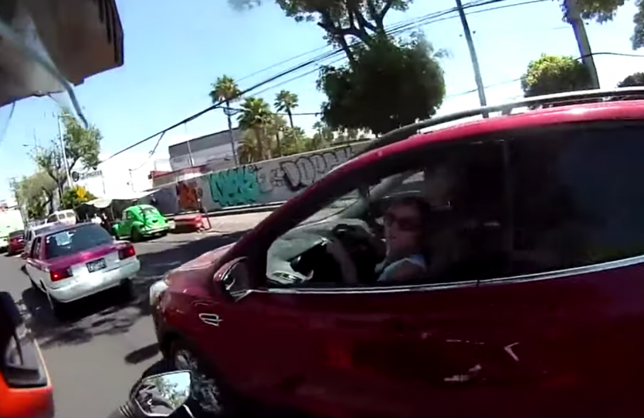 El video del accidente se hizo viral. (Foto: captura pantalla)&nbsp;