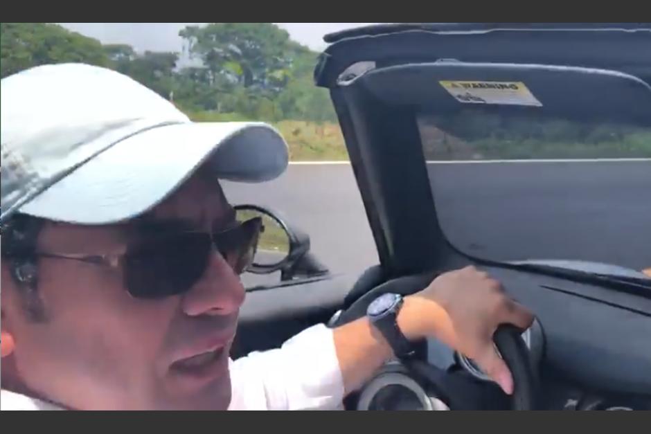 El mandatario viajó junto al ministro de Comunicaciones. (Foto: captura de pantalla)