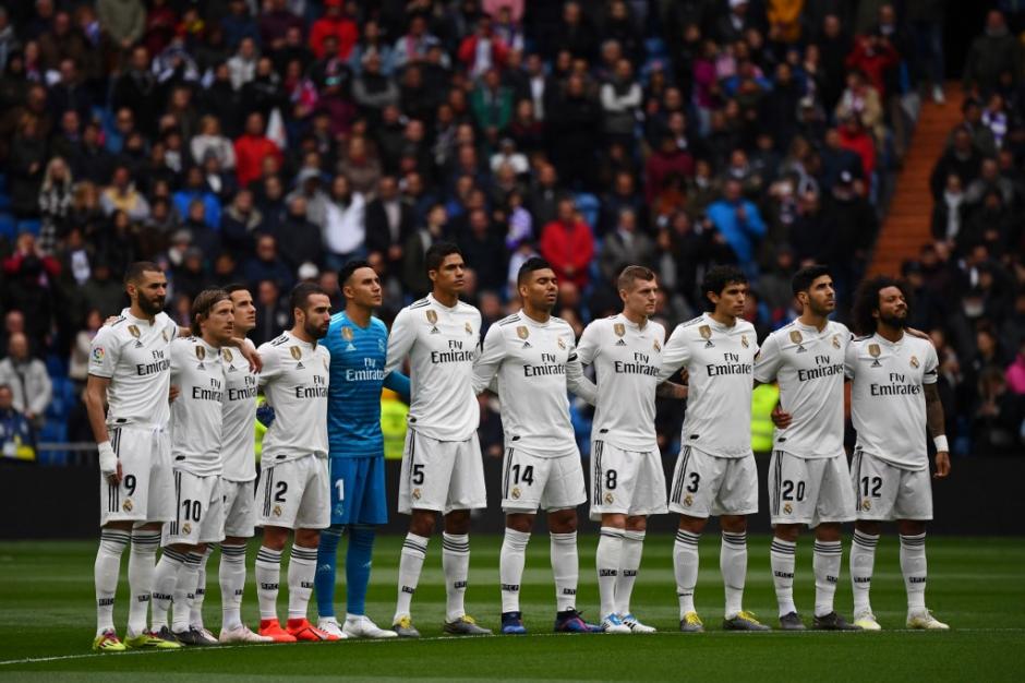 Lucas V&aacute;zquez y Casemiro tuvieron un fuerte discusi&oacute;n en pleno partido. (Foto: AFP)