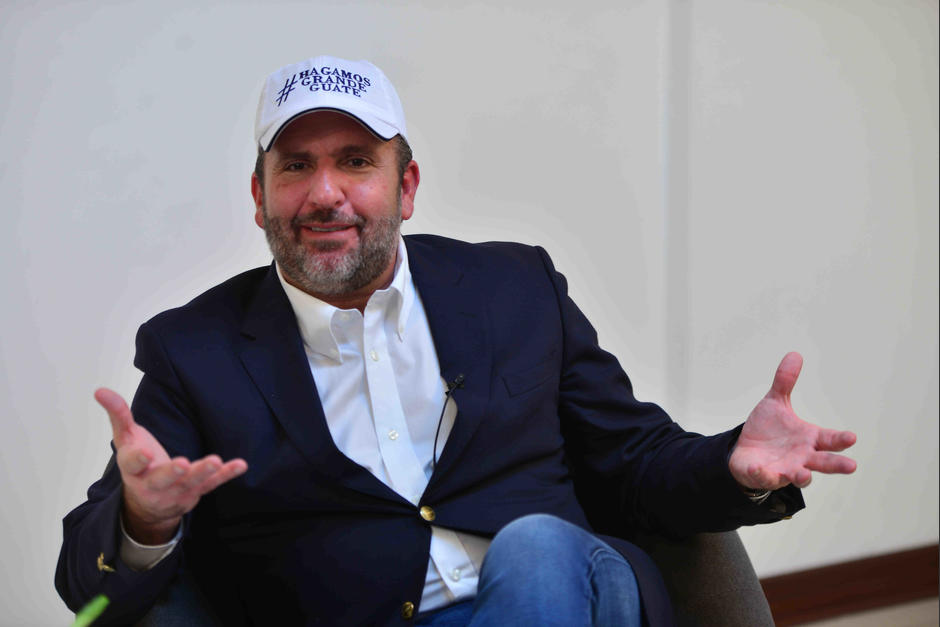 La propuesta de Arz&uacute; tiene como ejes principales la econom&iacute;a y la seguridad. (Foto: Jes&uacute;s Alfonso/Soy502)