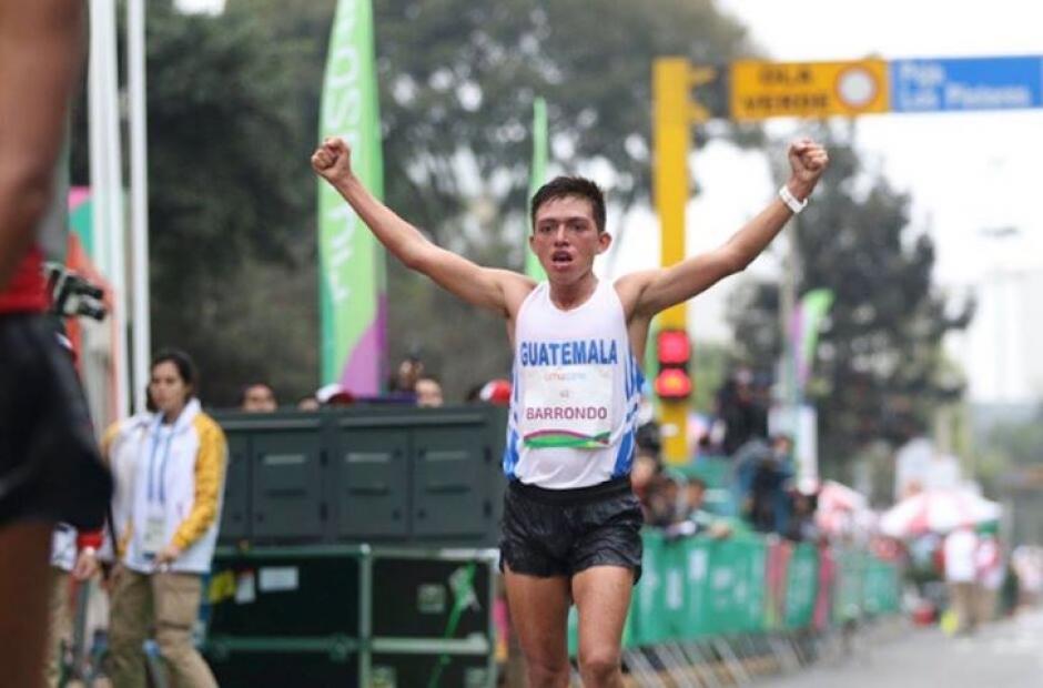 José Alejandro Barrondo gana la medalla de bronce para Guatemala. (Foto: COG)