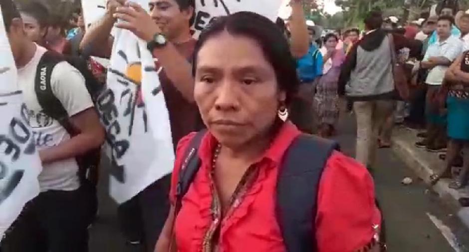 La excandidata a la presidencia por Movimiento para la Liberaci&oacute;n de los Pueblos encabeza los bloqueos. (Foto: Sterero100/Soy502) &nbsp;