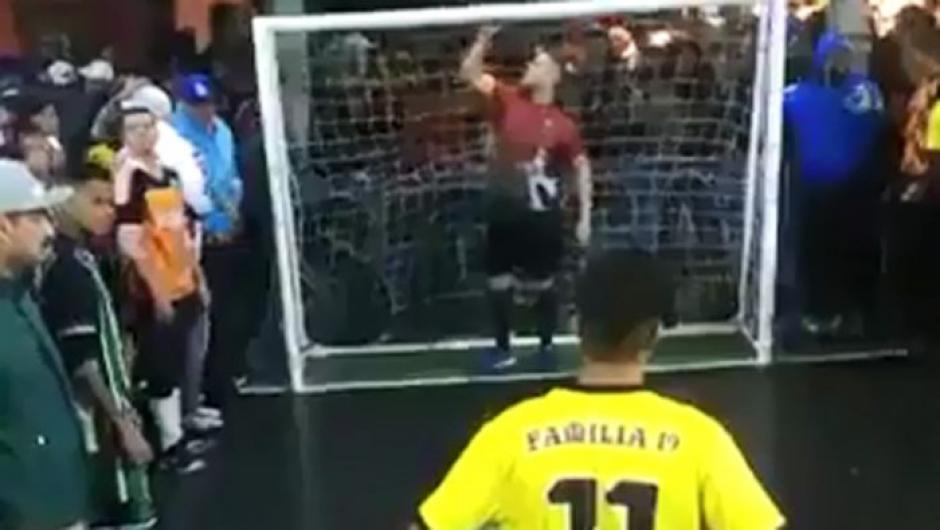 El penal con más presión para marcar se realizó en Brasil. (Foto: Twitter)