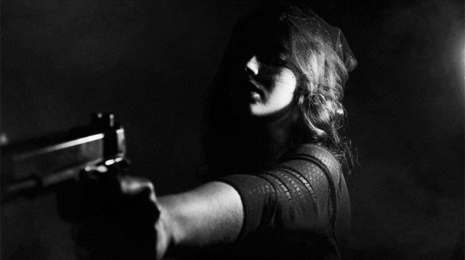 Seg&uacute;n reporte de Digecam del 2018 en Guatemala unas 10 mil mujeres portan un arma de fuego con licencia. (Foto: con fines ilustrativos/ L&iacute;neas Directa)&nbsp;