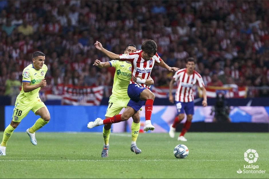 Joao Felix ya impresiona a todos con su sensacional forma de jugar. (Foto: LaLiga)