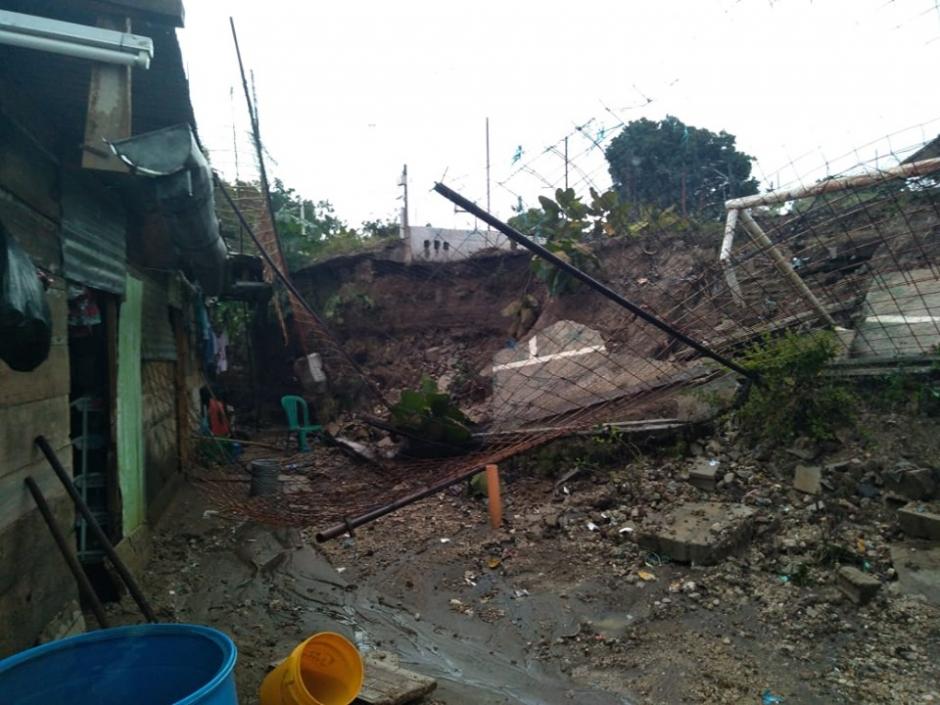 Ninguna persona result&oacute; herida durante el derrumbe. (Foto: Conred)