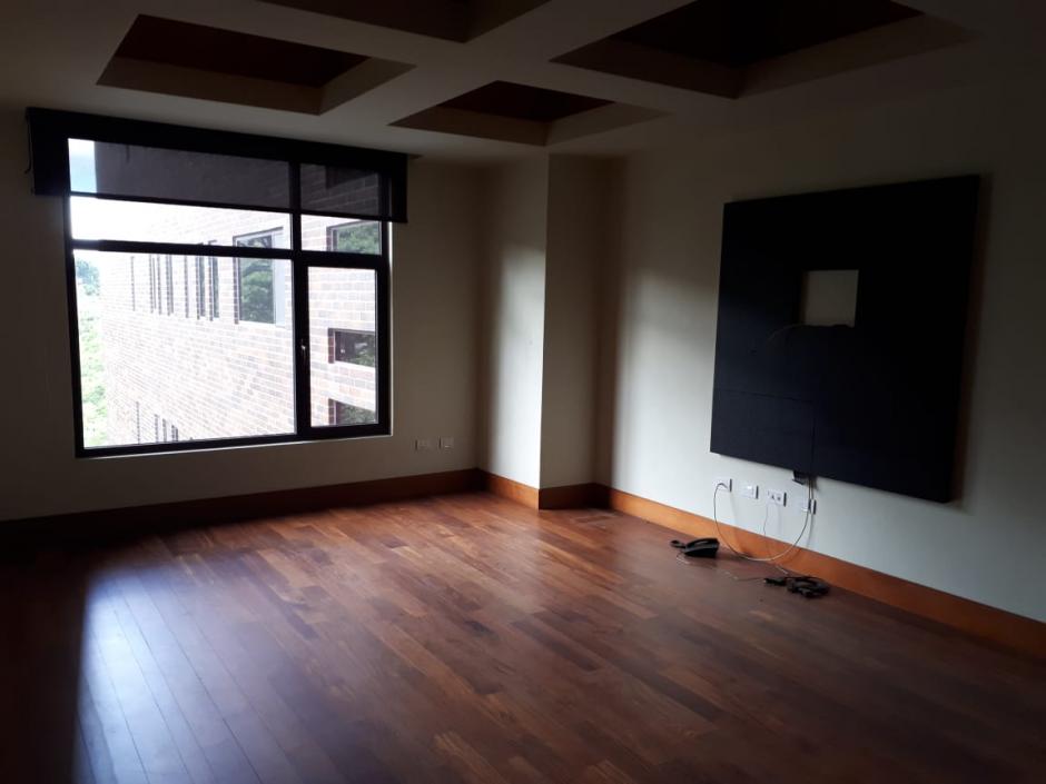 El lujoso apartamento est&aacute; ubicado en el Edificio Casa Margarita, en zona 10. (Foto: MP)