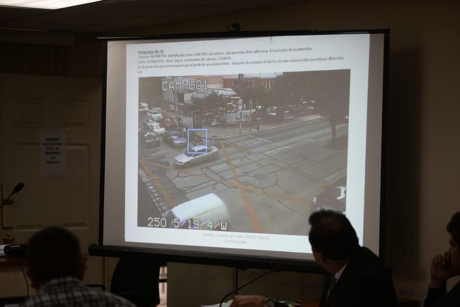 El MP reprodujo los fotogramas de las cámaras de seguridad que captaron el asesinato del abogado penalista, Francisco Palomo. (Foto: Wilder López/Soy502)