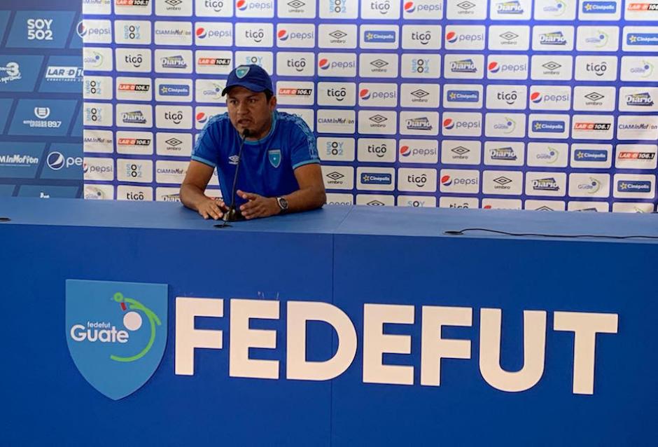 El técnico Amarini Villatorio dio a conocer quienes quedan fuera de la convocatoria. (Foto: Rudy Martínez/Soy502)