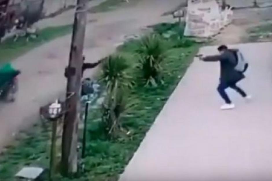 Las autoridades argentinas intentan ubicar a los asaltantes. (Foto: captura de pantalla)