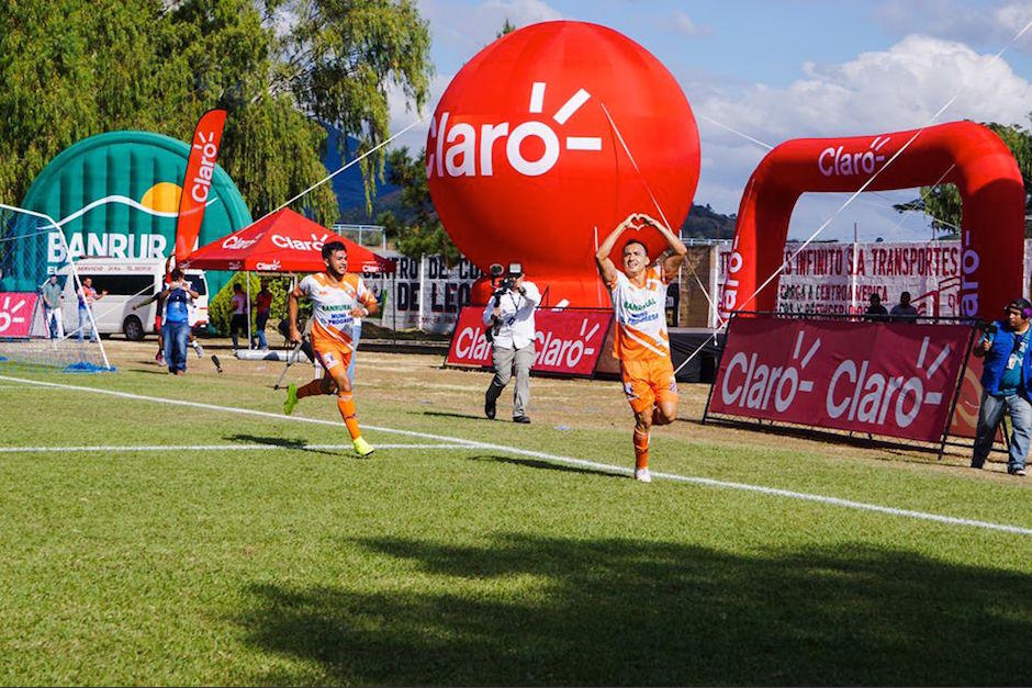 Erick Morales marc&oacute; el primer gol de la tarde para Los Cebolleros. (Foto: Achuapa Oficial)