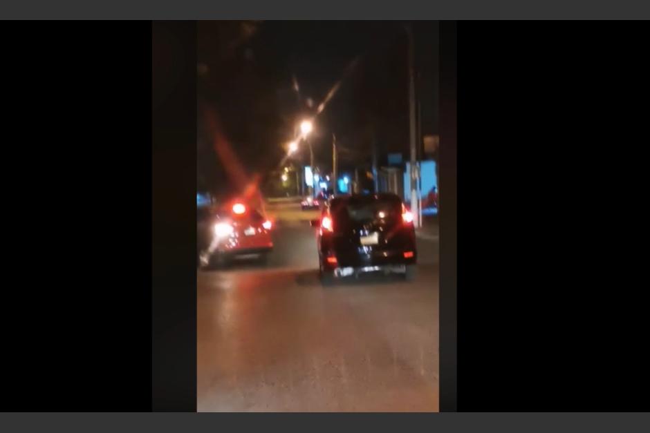 Un video se viraliza en redes sociales donde muestra c&oacute;mo conduce el piloto en estado de ebriedad. (Foto: captura pantalla)&nbsp;