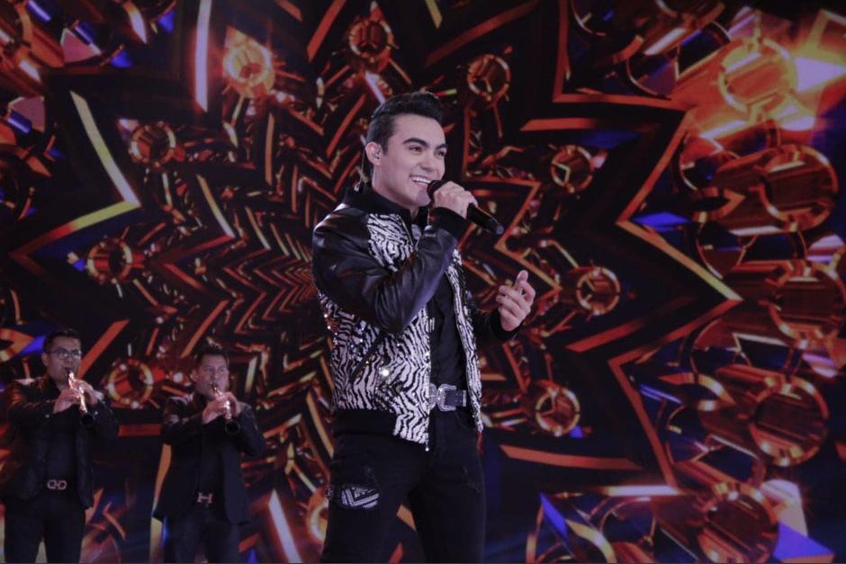 Dennis Arana se enfrent&oacute; as&iacute; al p&uacute;blico cantando m&uacute;sica banda. (Foto: La Academia)&nbsp;