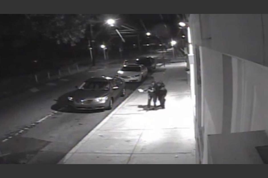 Las autoridades han difundido la foto de la jovencita para dar con su ubicaci&oacute;n. (Foto: Cuatro)