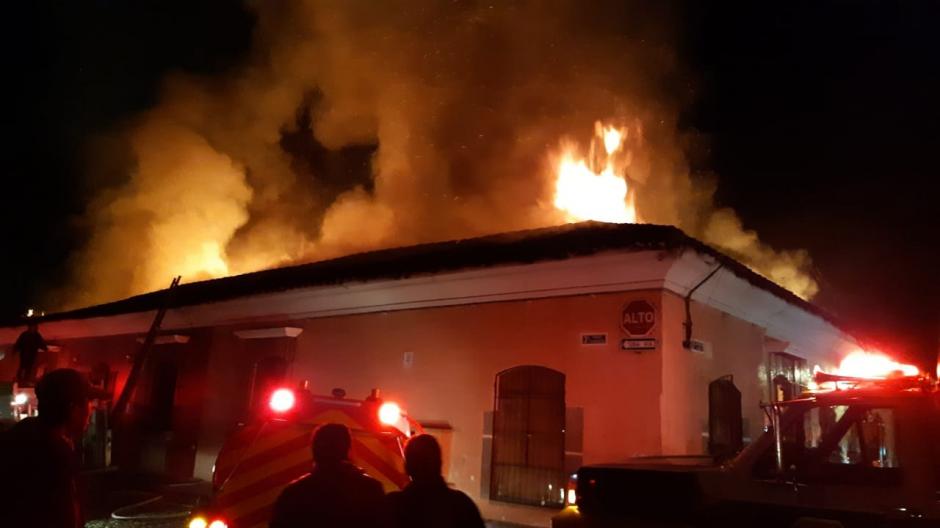 Un incendio voraz que se registr&oacute; a las cercan&iacute;as de la Calle del Arco. (Foto: Bomberos Departamentales)