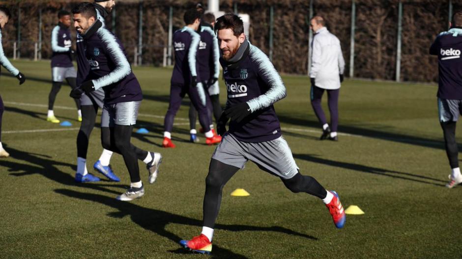 Lionel Messi durante la práctica abierta al público en el Miniestadi. (Foto: FC Barcelona)