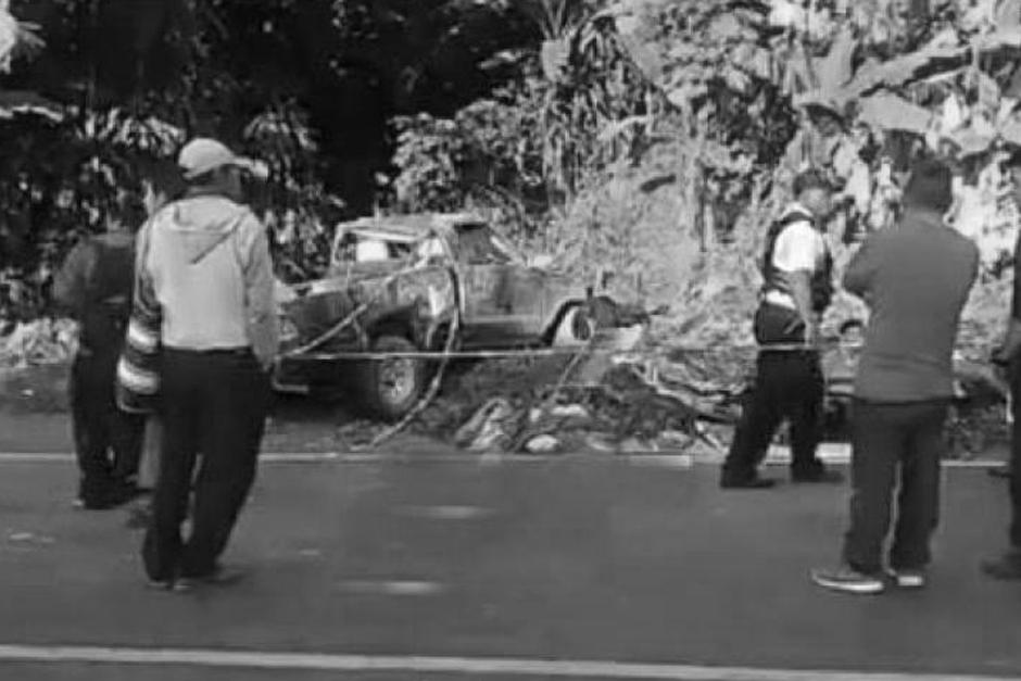El aparatoso accidente ocurri&oacute; en el kil&oacute;metro 193 de la ruta entre Retalhuleu y Quetzaltenango. (Foto: Cruz Roja)