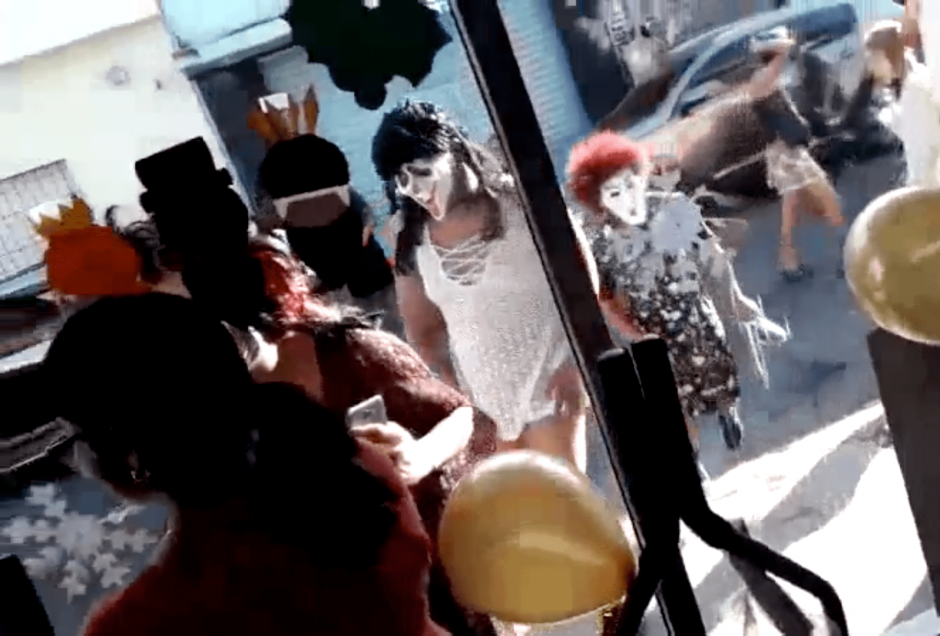 Los responsables no se hicieron cargo de los da&ntilde;os provocados. (Foto: captura de pantalla)