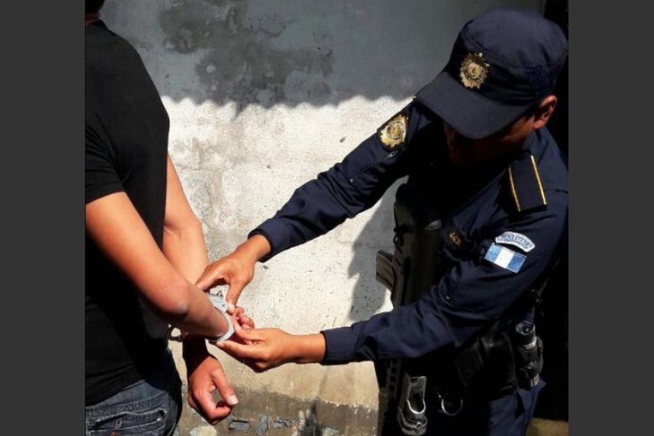 El hombre fue detenido por las autoridades de la Policía Nacional Civil. (Foto: Archivo/Soy502)&nbsp;