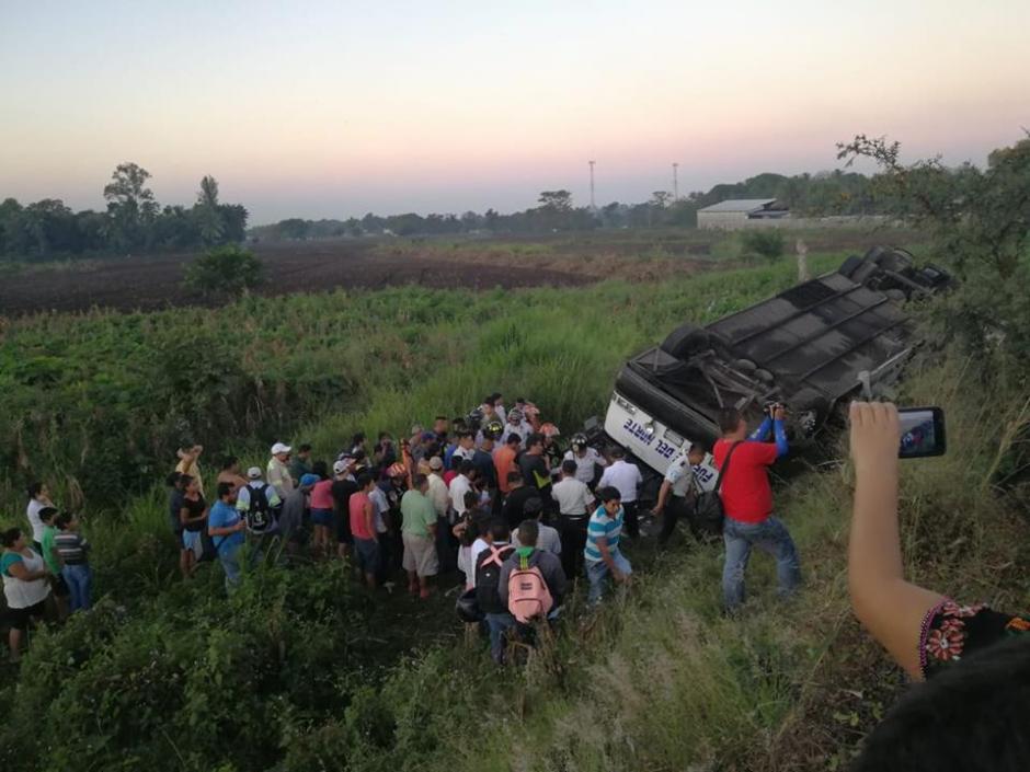 Seg&uacute;n algunos pasajeros, el bus se conduc&iacute;a a excesiva velocidad. (Foto: captura pantalla)&nbsp;