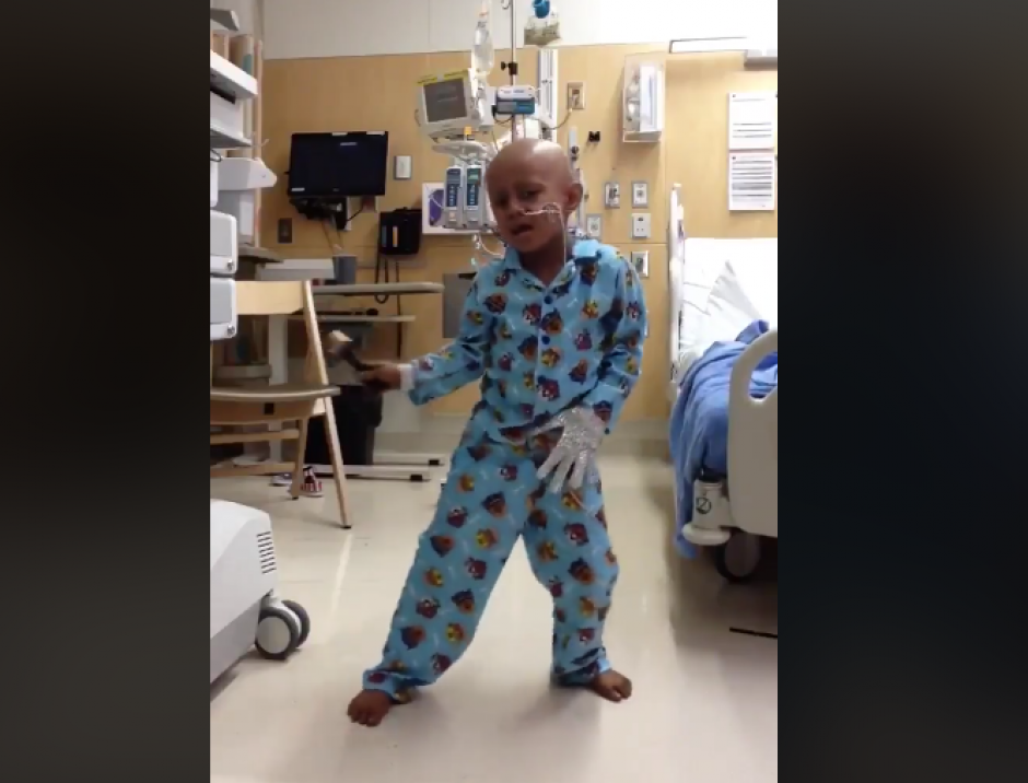 Celebremos junto con este guerrero. (Foto:Facebook)